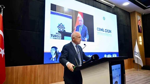 Cemil Çiçek Malatya'da Özallı Yıllar Konferansında