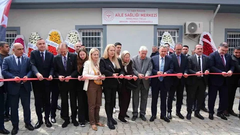 İzmir Kemalpaşa'da İki Aile Sağlığı Merkezi Açıldı