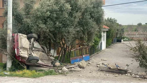 Uşak'ta Trafik Kazası: 1 Ölü, 1 Yaralı