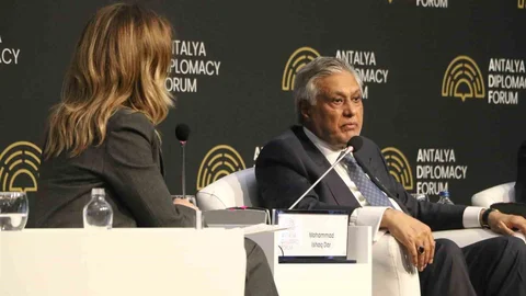 Antalya'da Diplomasi Forumu Toplantısı