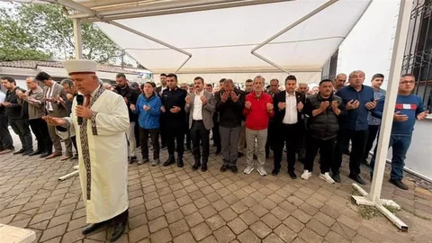 Köyceğiz'de Gıyabi Cenaze Namazı Kılındı