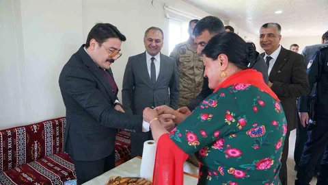 Beşiri'de "Çerşema Sor" Bayramı Kutlandı