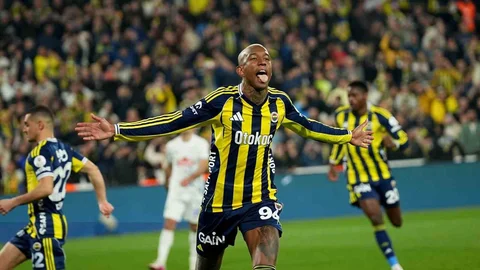 Talisca'nın 16. Gol Sevinci İstanbul'da