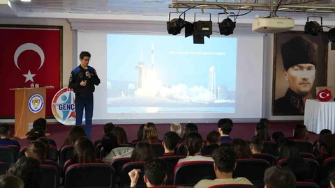 Muğla'da Astronot Buluşması