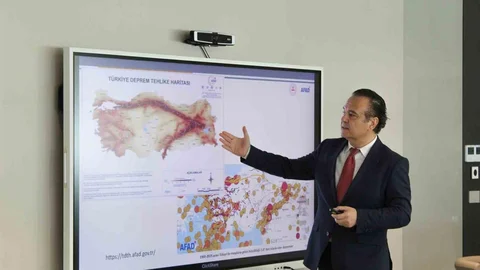 İstanbul'da Deprem Farkındalığı Konferansı