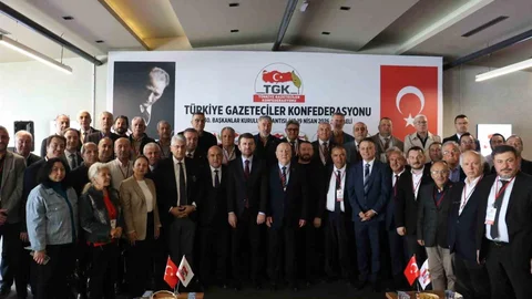Kocaeli'de Basının Geleceği Konuşuldu