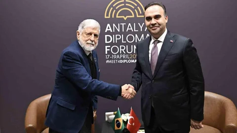 Antalya Diplomasi Forumu'nda Önemli Görüşmeler Yapıldı