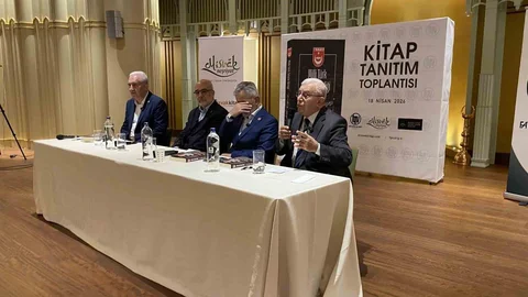 Milli Türk Talebe Birliği'nin Kitap Tanıtımı İstanbul'da Yapıldı