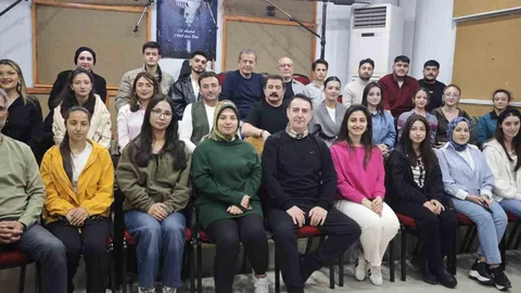 Erzurum'da Ustalar ve Gençler Buluştu