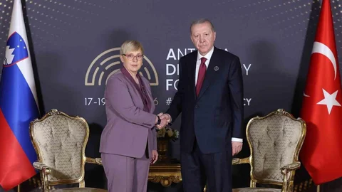 Cumhurbaşkanı Erdoğan Slovenya ile Görüştü