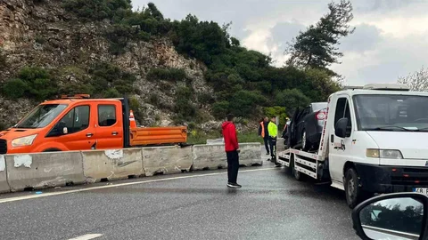 Muğla Sakar Geçidi'nde Kaza Meydana Geldi