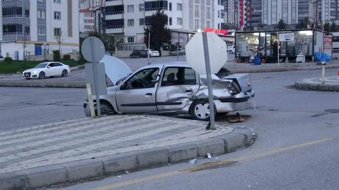 Malatya'da Trafik Kazası: 4 Yaralı