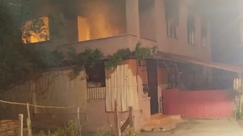 Dörtyol'da Müstakil Evde Yangın Çıktı