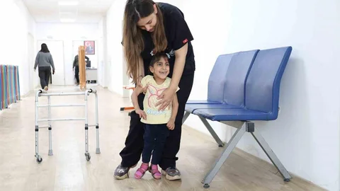 Ada Su'nun İlk Adımları Heyecan Yarattı