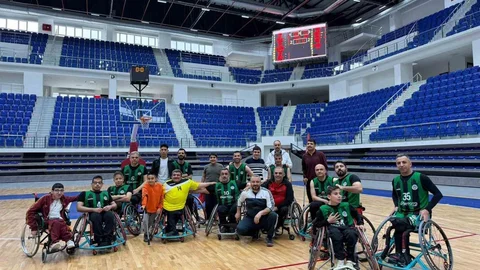Malatya'da Tekerlekli Sandalye Basketbol Takımı Play-off'ta