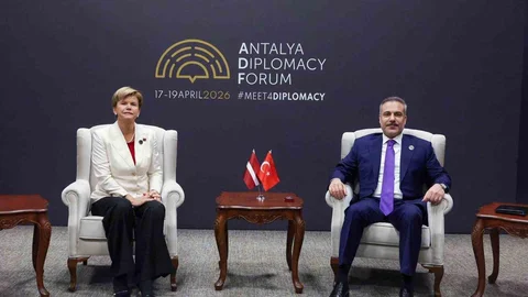 Dışişleri Bakanı Fidan Letonya ile Görüştü