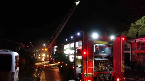 Konya'da İş Yerinde Yangın Çıktı