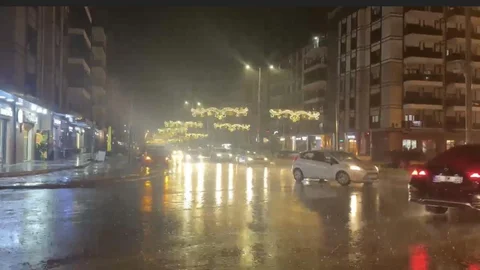 Osmaniye’de Yağmur Ulaşımı Etkiledi