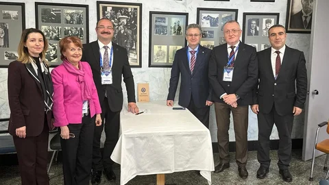 Rektör Hacımüftüoğlu Avrupa Üniversiteler Birliği Konferansı'nda