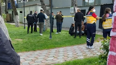 Kırkağaç'ta Düğün Salonunda Ceset Bulundu