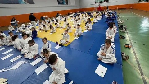 Düzce'de Judo Kuşak Sınavı Tamamlandı