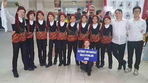 Bayburt Ortaokulu’ndan Başarı