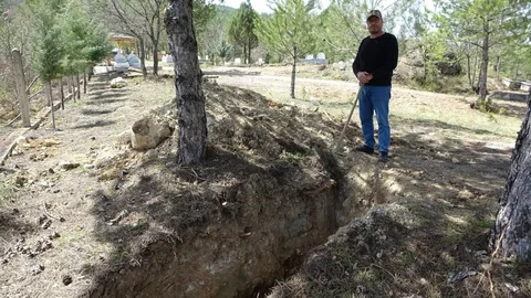 Dokuz Canını Tüketti, Mezarını Kazdı