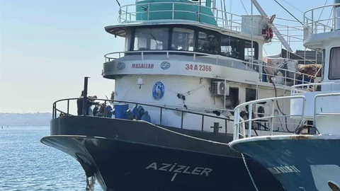 Sarıyer'de Balıkçı Teknesi Yangını