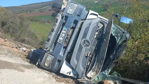 Bursa'da Beton Mikseri Kaza Yaptı