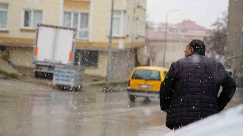 Bayburt’ta Kar Yağışı Sürprizi Yaşandı
