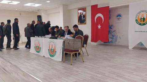 Tomarza Tarım Kredi Kooperatifi Başkanını Yeniledi