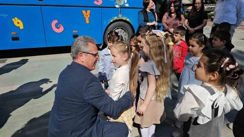 Nazilli'de Mobil Masal Bahçesi Projesi