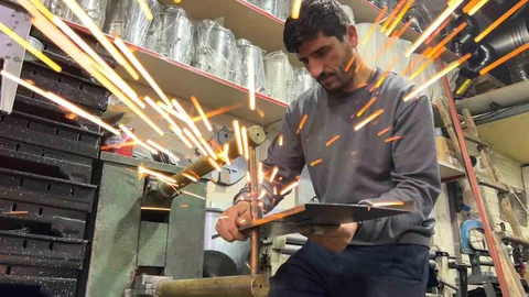 Van'da Semaver ve Mangal Sezonu Gecikiyor