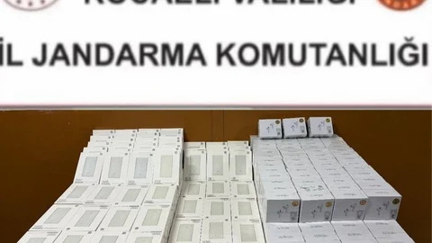 Kocaeli'de 4,4 Milyon TL'lik Kaçak Elektronik Yakalandı