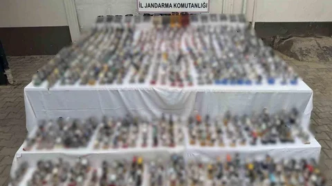 Antalya'da Kaçak Ürünler Ele Geçirildi