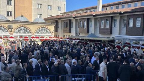 Küçükçekmece'de Ömer Çebi Uğurlandı