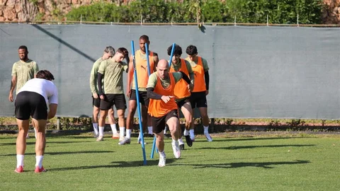 Alanyaspor Beşiktaş Maçı Hazırlıklarına Başladı