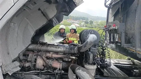 Dörtyol’da Tır Yangını Kontrol Altına Alındı