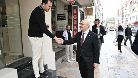 Denizli'de Vali Köşger Esnaf Ziyareti Yaptı