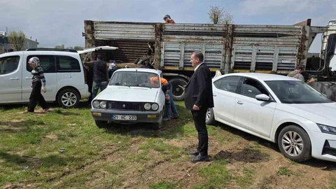 Diyarbakır'da Çiftçilere Fıstık Çöğürü Dağıtıldı
