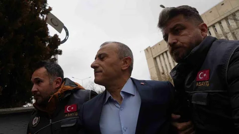 Tuncay Sonel Erzurum Adliyesi'nde İfade Veriyor