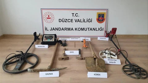 Düzce'de Kaçak Kazı Operasyonu