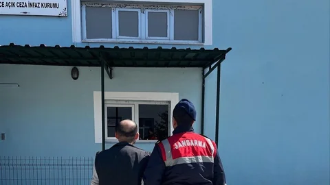 Düzce'de 65 Kişi Gözaltına Alındı