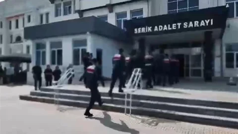 Antalya’da Tefecilik Operasyonu Gerçekleşti