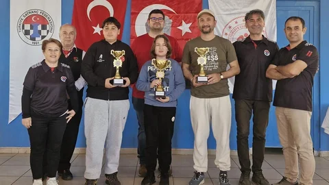 Köyceğiz'de 23 Nisan Satranç Turnuvası