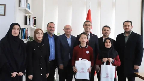 Bayburt'taki Öğrenciler Ödüllendirildi