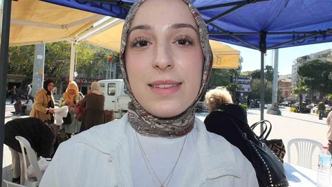 Burhaniye'de Aile Destek Merkezi Sergisi