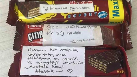 Diyarbakır'da Öğrencilerden Anlamlı Jest