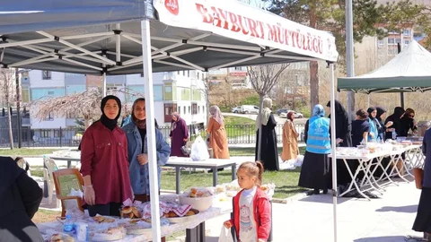 Bayburt'ta Hayır Çarşıları Açıldı
