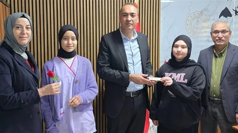 Kütahya'da Öğrencilerden Şiddete Tepki